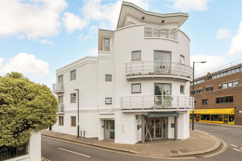 Property photo 1 of 7