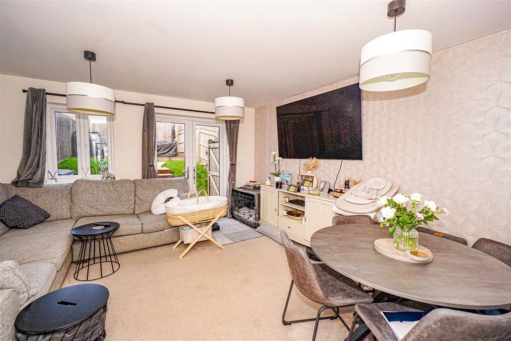 Property photo 3 of 13 Dsc01880.Jpg