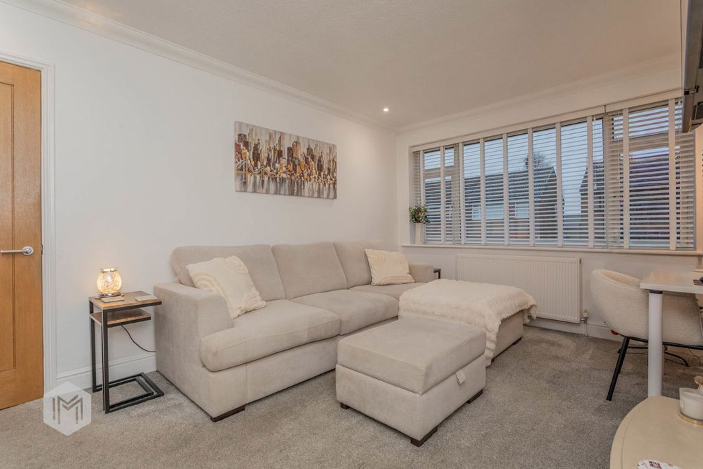 Property photo 3 of 16 Photograph