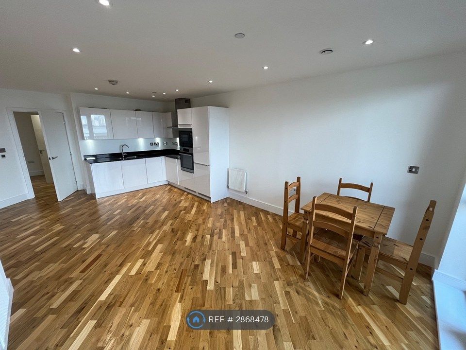 Property photo 2 of 10