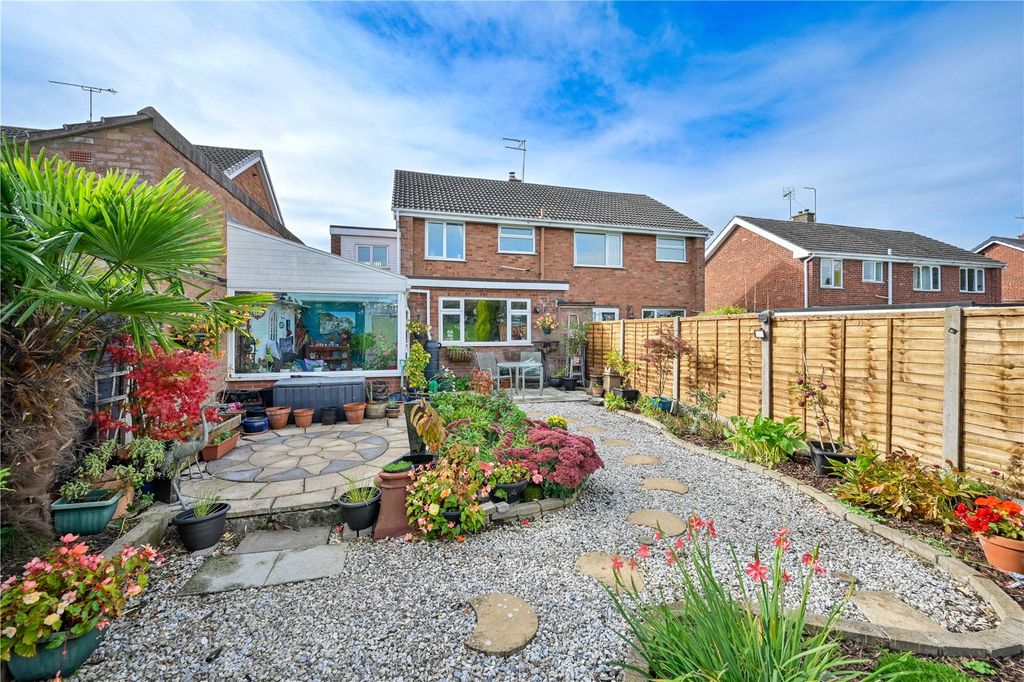 Property photo 2 of 21 Picture No. 25