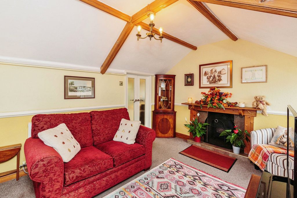 Property photo 2 of 15 Photography