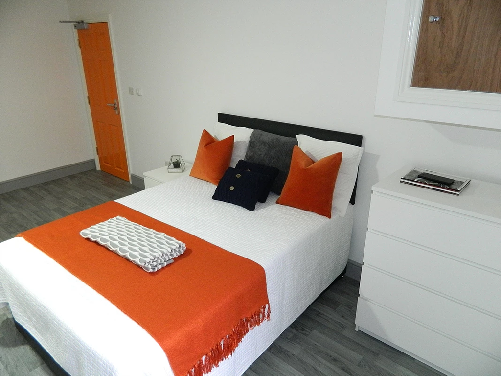 Property photo 1 of 6