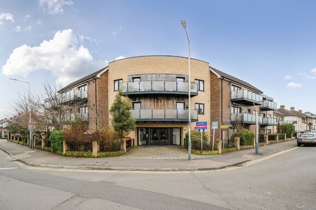 Property photo 1 of 19 1417527-18-69A80A...