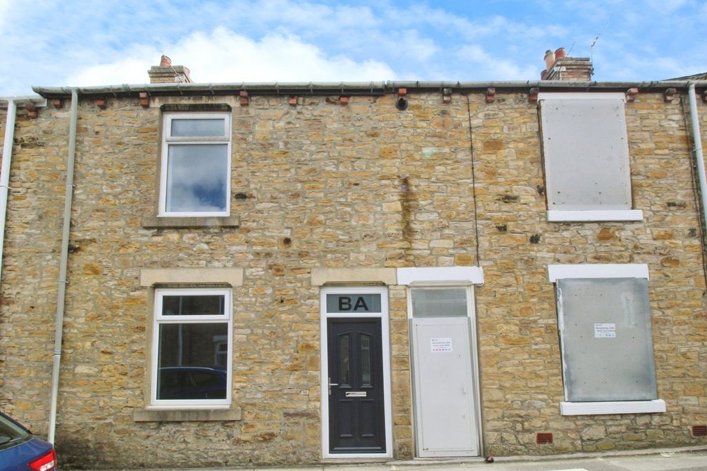 Property photo 1 of 10 External