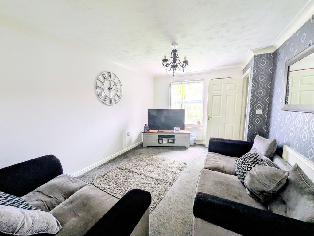 Property photo 2 of 20 1000026360