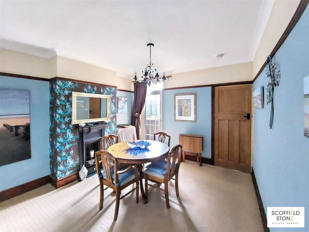 Property photo 3 of 10 Dining Room