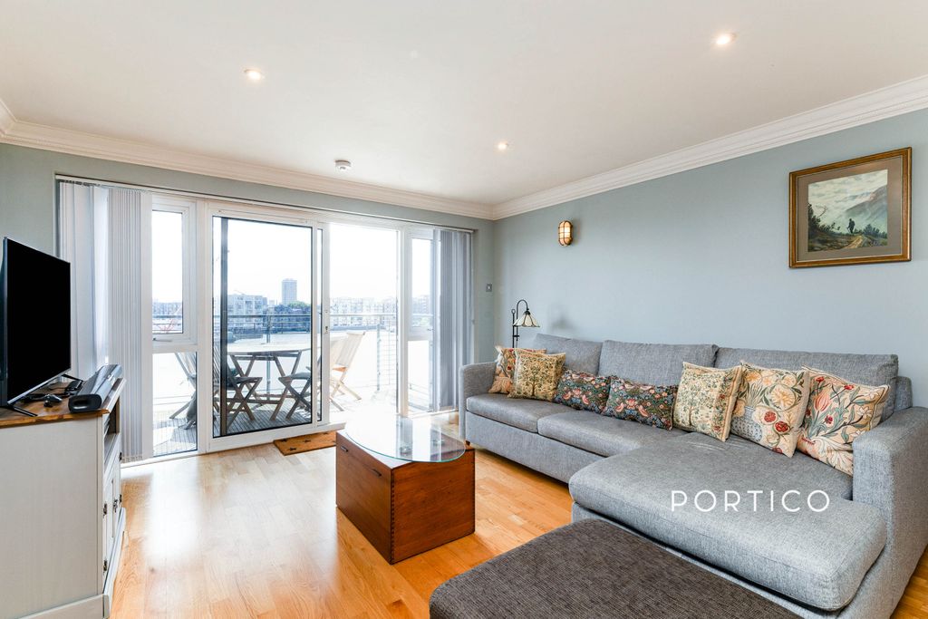 Property photo 1 of 18 Ext