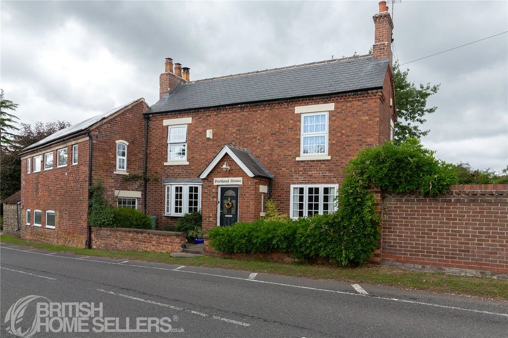 Property photo 1 of 38 Picture No. 20