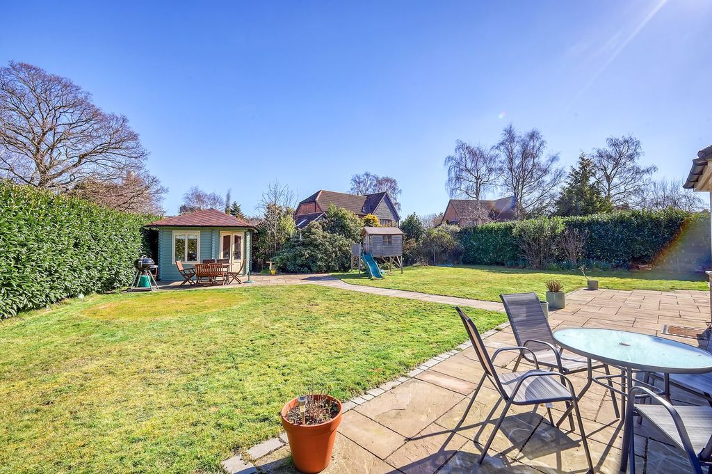 Property photo 1 of 20