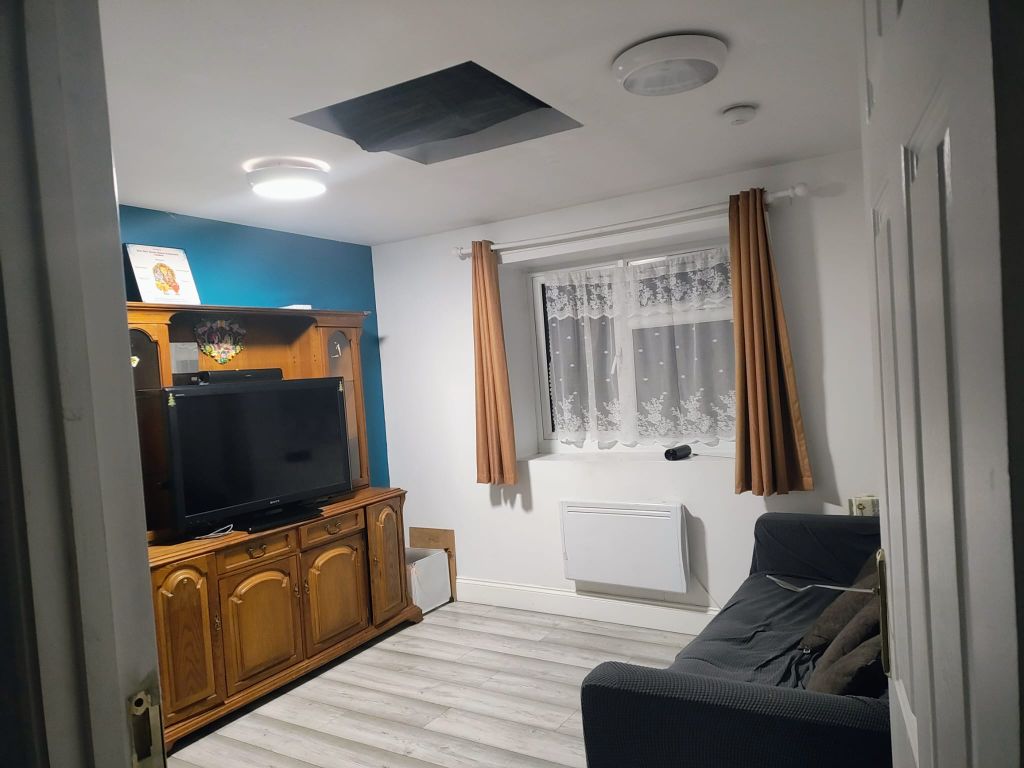 Property photo 2 of 7