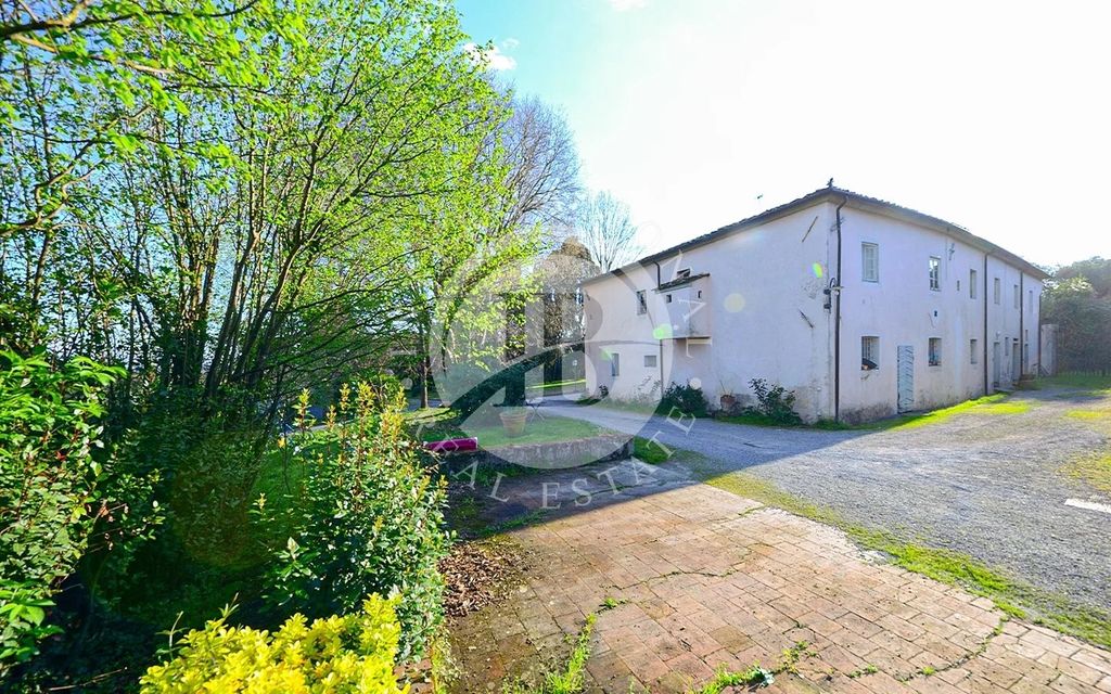 Property photo 3 of 22
