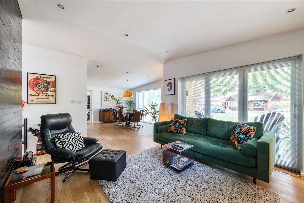 Property photo 2 of 30 1320100-18-686Bcf084Da40.Jpg