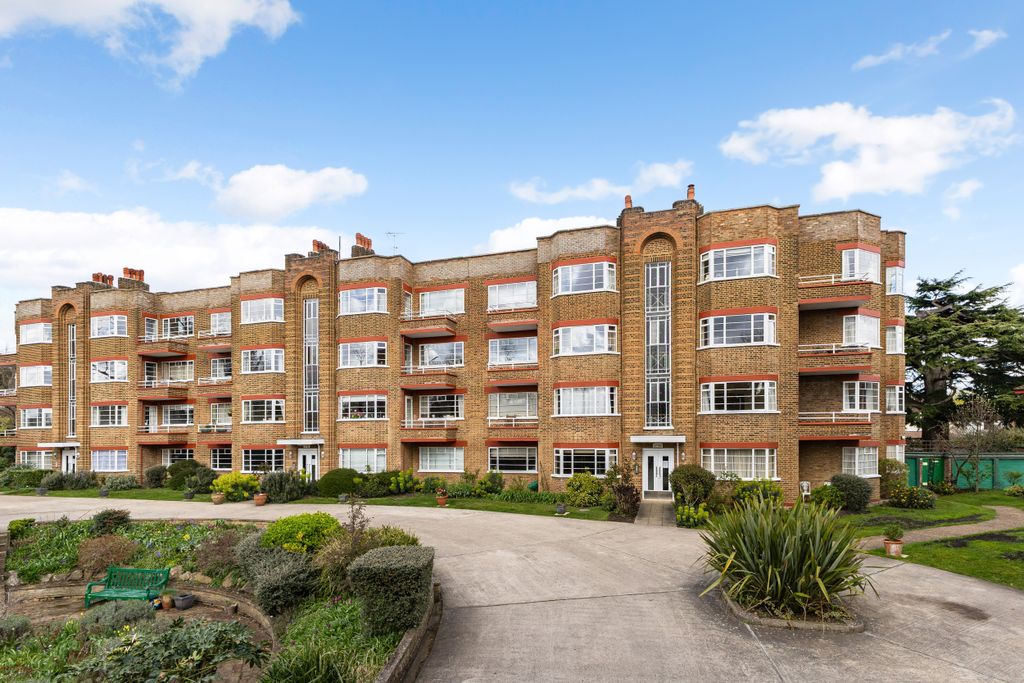 Property photo 1 of 15