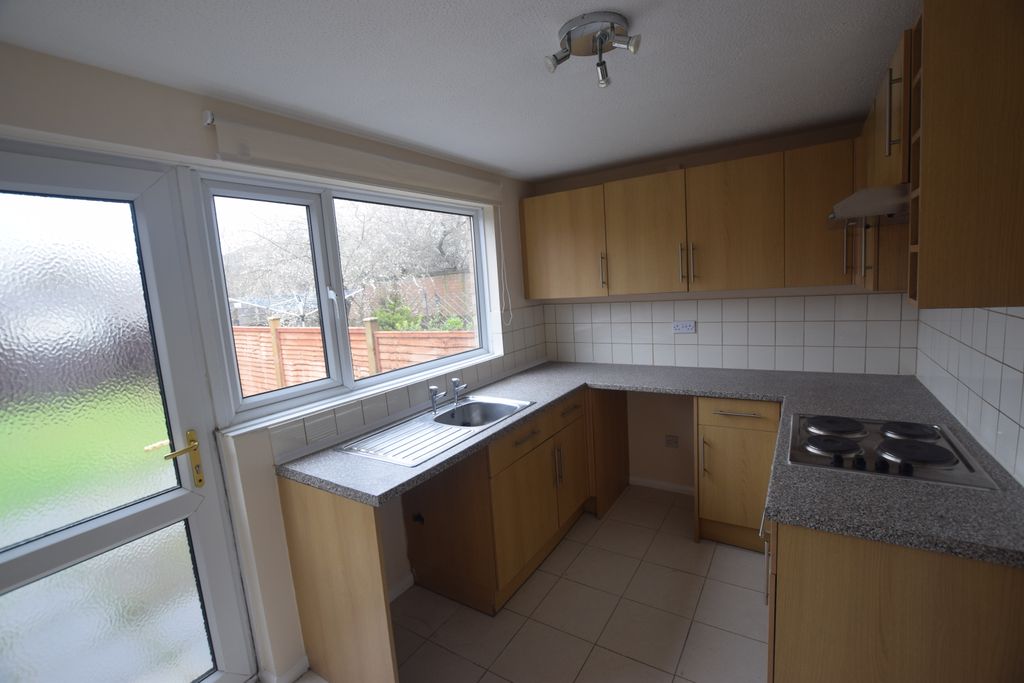 Property photo 3 of 8 Photo 05