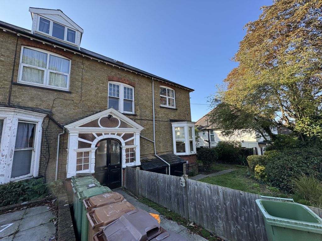 Property photo 2 of 12
