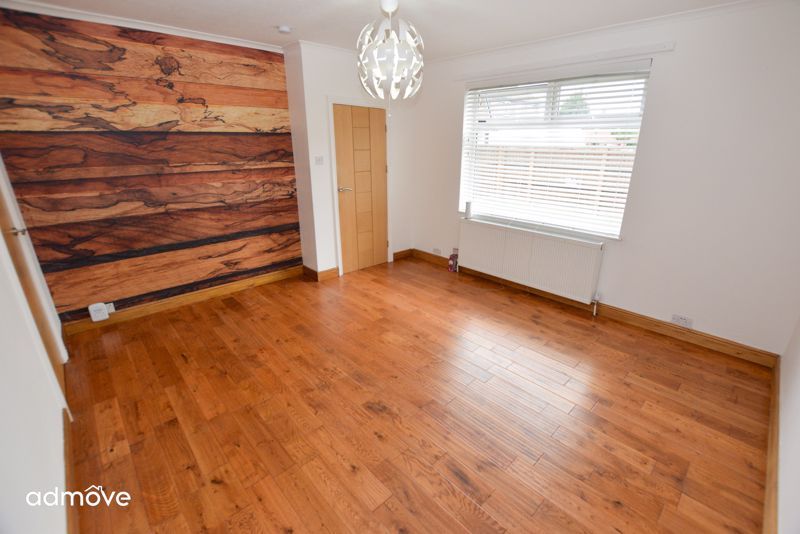 Property photo 2 of 14 Photo 9