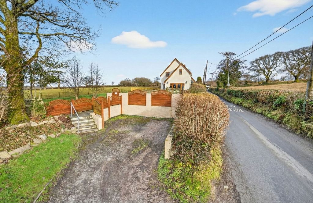 Property photo 1 of 51