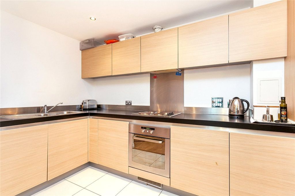 Property photo 2 of 5