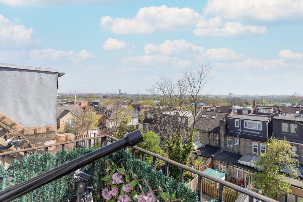 Property photo 3 of 24 Img_0136 Copy.Jpg