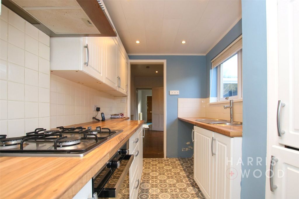 Property photo 2 of 16 Picture No. 02