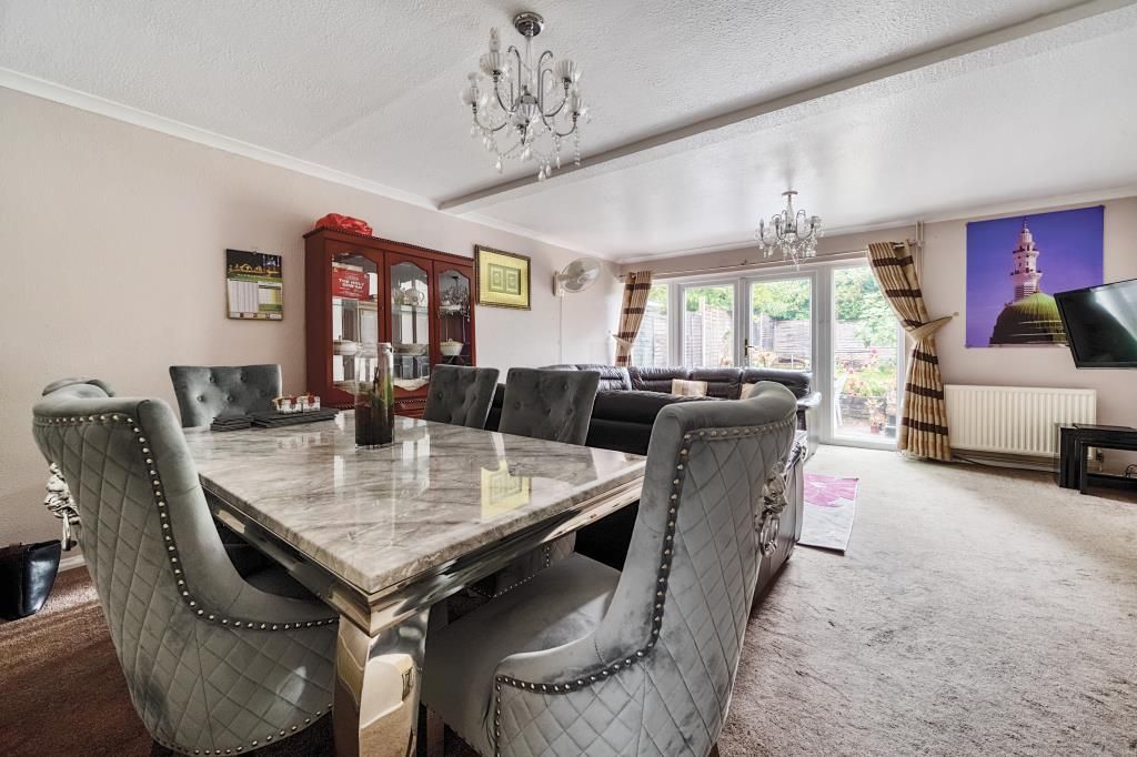 Property photo 3 of 17 Dining