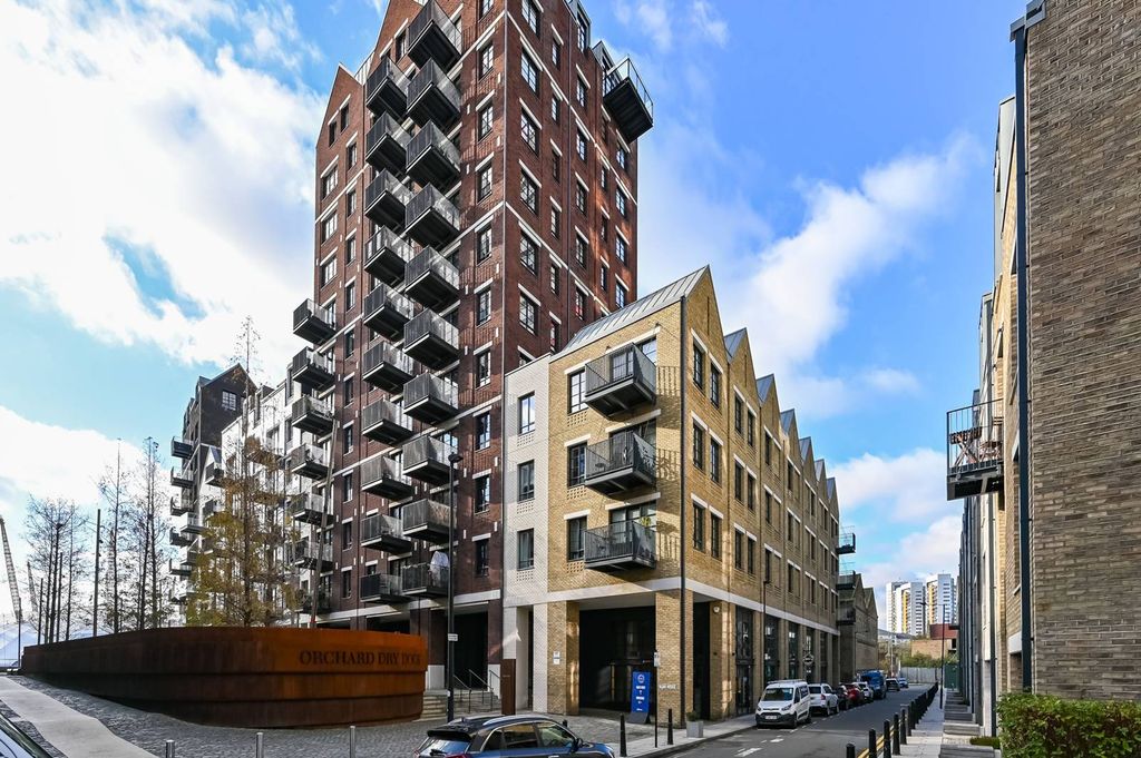 Property photo 1 of 1