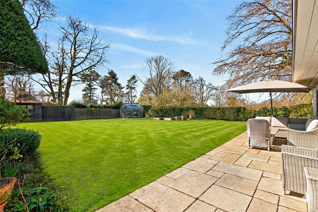 Property photo 2 of 19 Picture No. 03