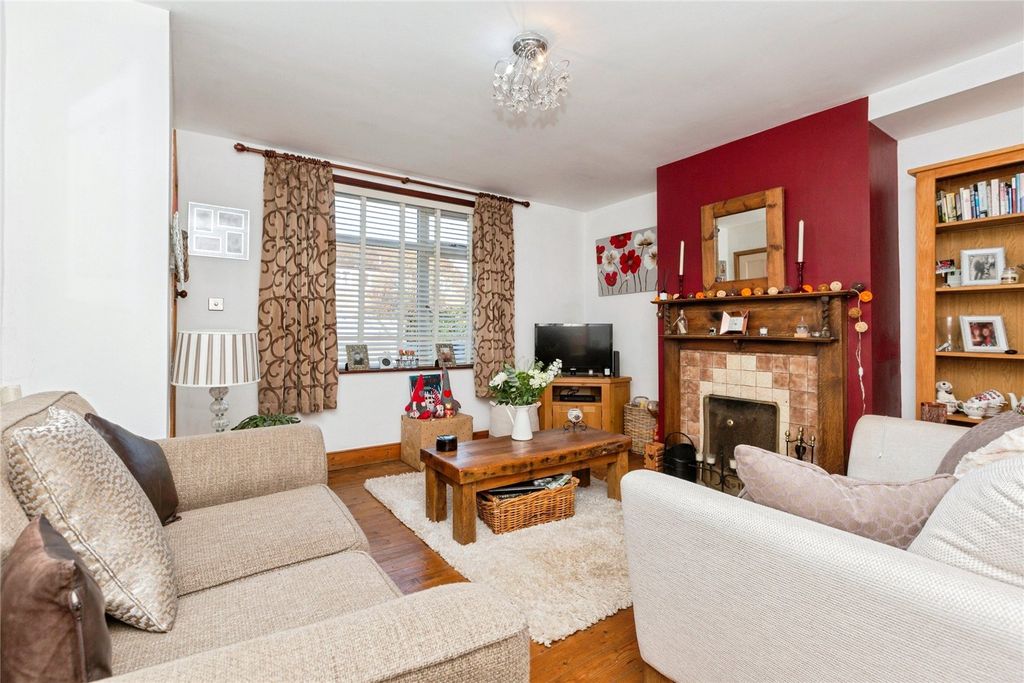 Property photo 2 of 15 Picture No. 04