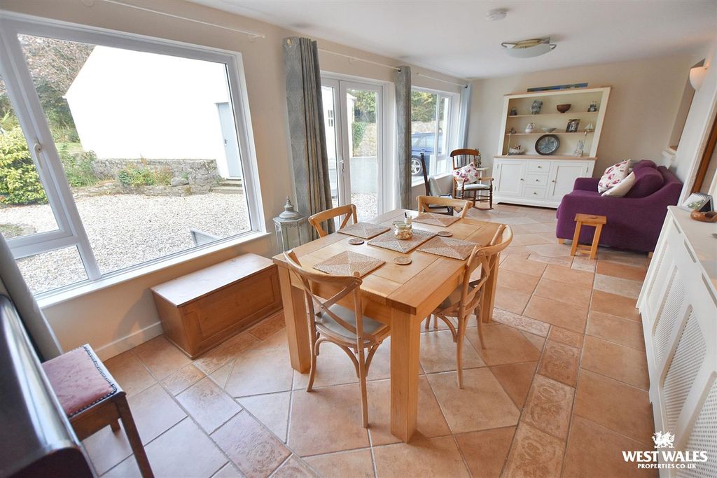 Property photo 3 of 32 10 (81).Jpg