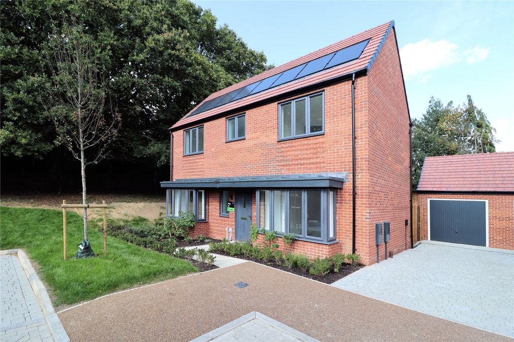 Property photo 1 of 17 Picture No. 30