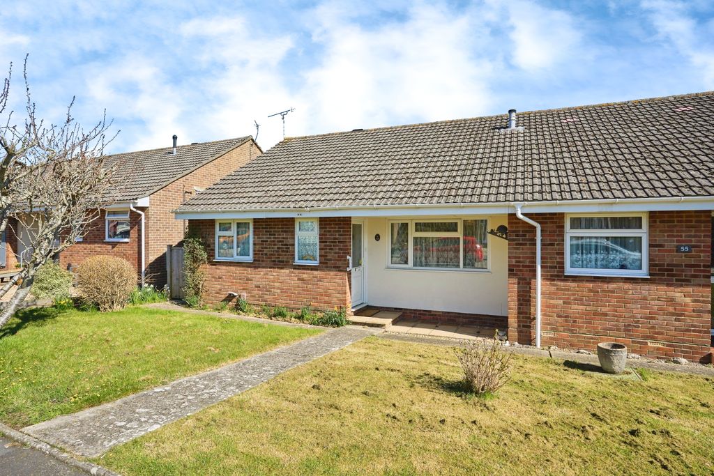 Property photo 1 of 11 Front