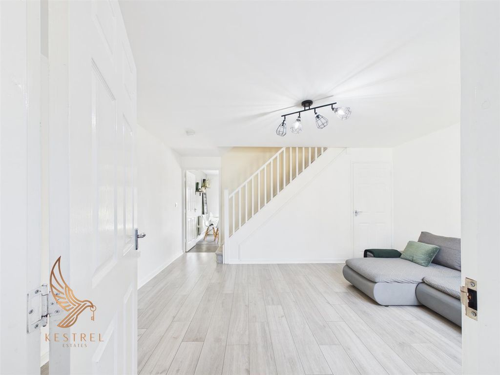 Property photo 3 of 29 Cam03976G0-Pr0387-Still003.Jpg