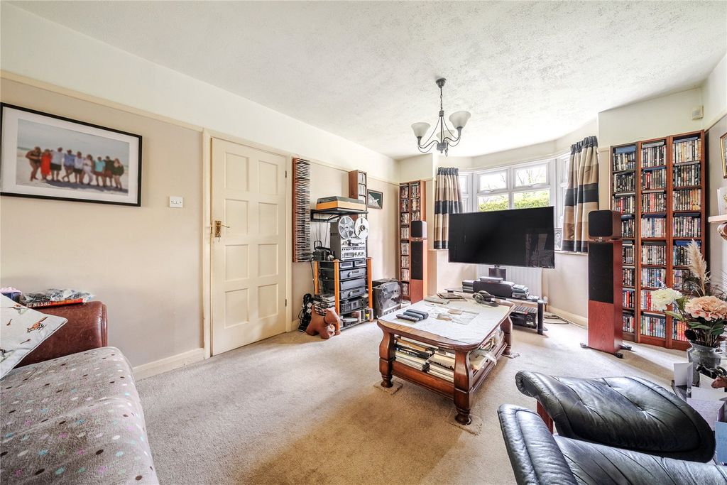 Property photo 3 of 20 Picture No. 33