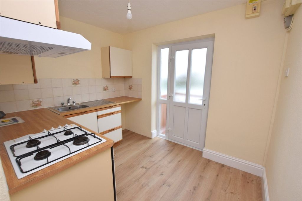 Property photo 2 of 8 Picture No. 07
