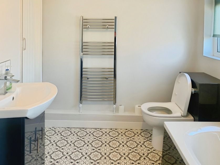 Property photo 3 of 9 4959902