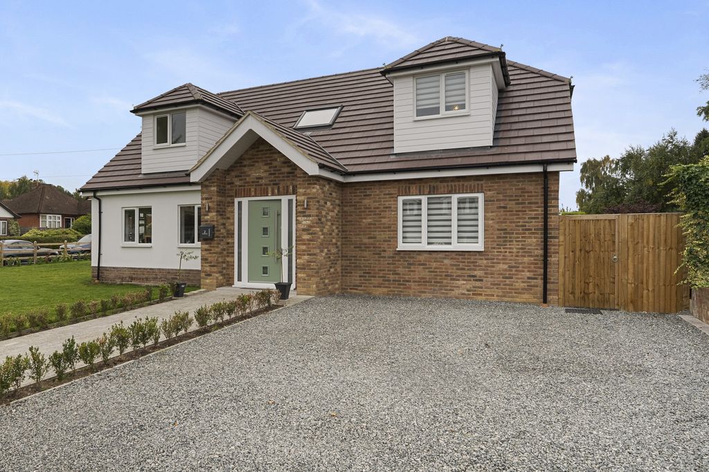 Property photo 1 of 20