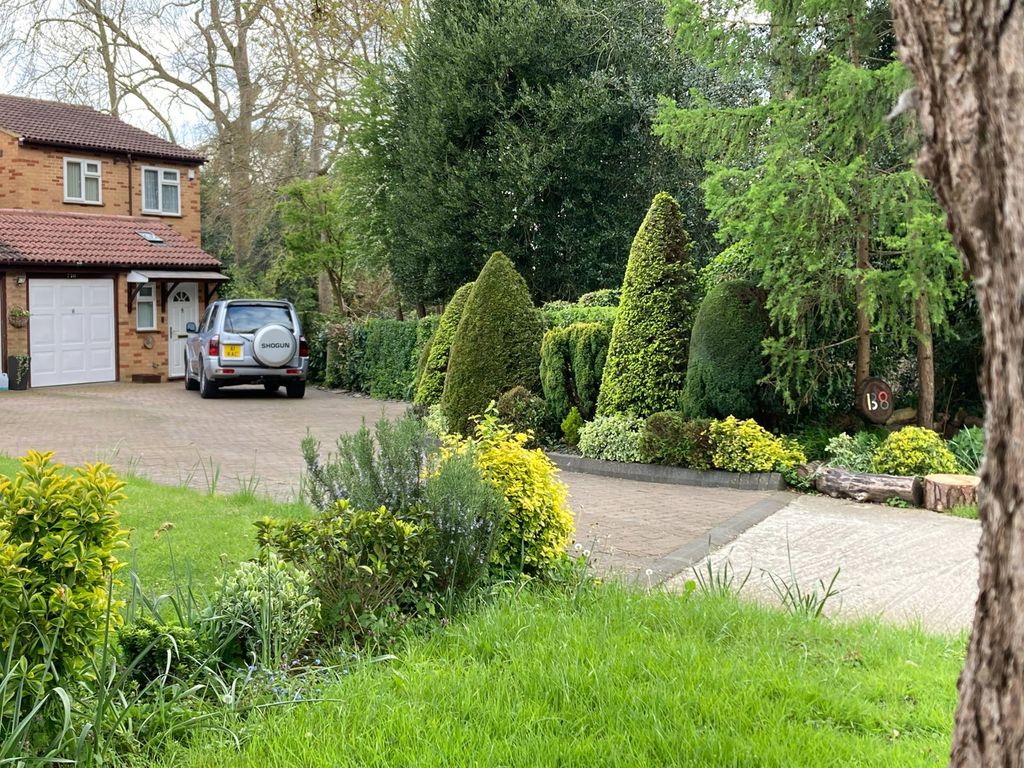 Property photo 1 of 18