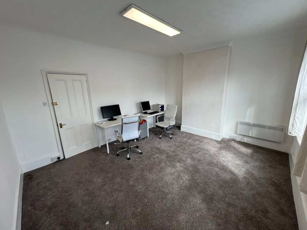 Property photo 2 of 3