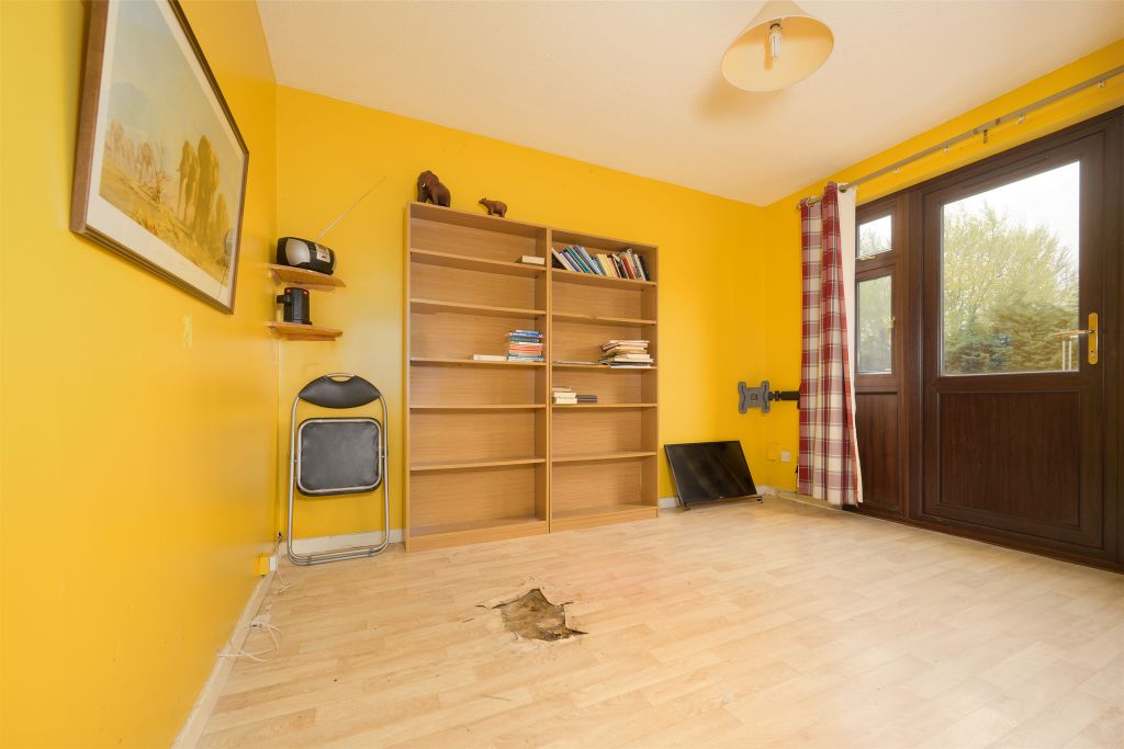 Property photo 2 of 5