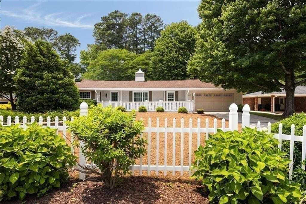 Property photo 1 of 31
