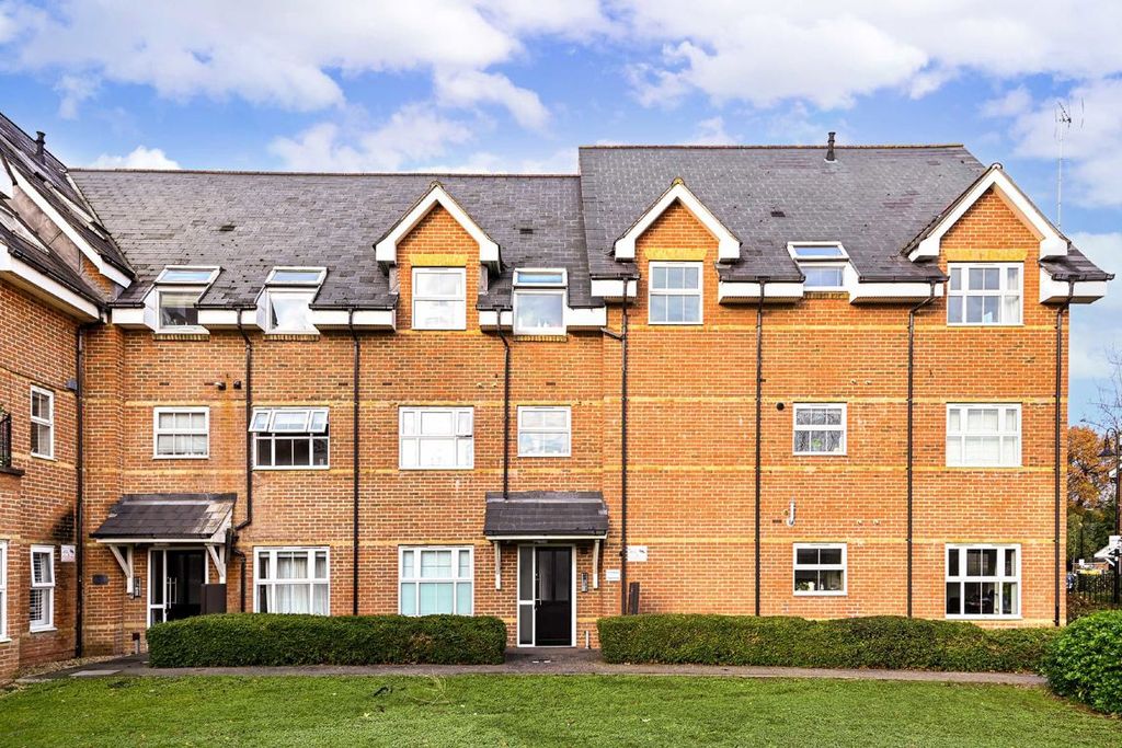 Property photo 1 of 5