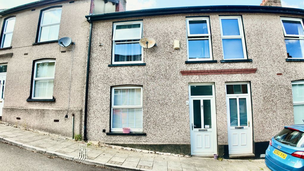 Property photo 1 of 24