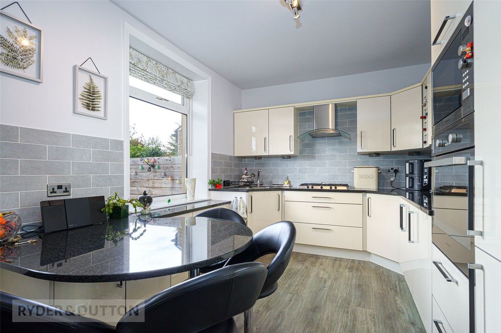 Property photo 3 of 23 Kitchen Diner