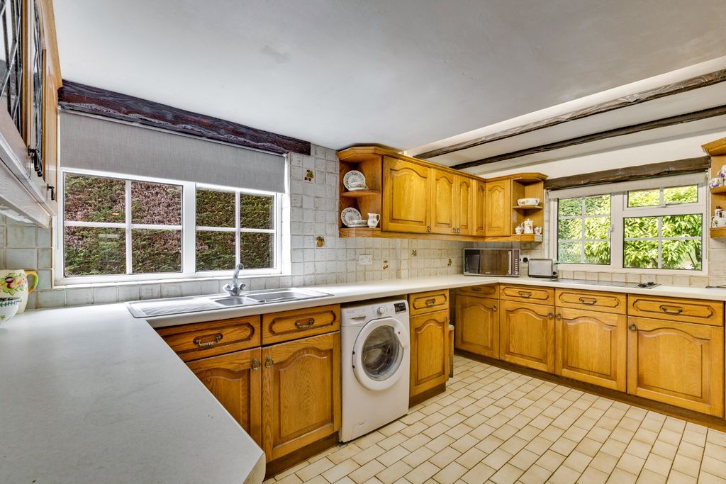 Property photo 3 of 30 4172579