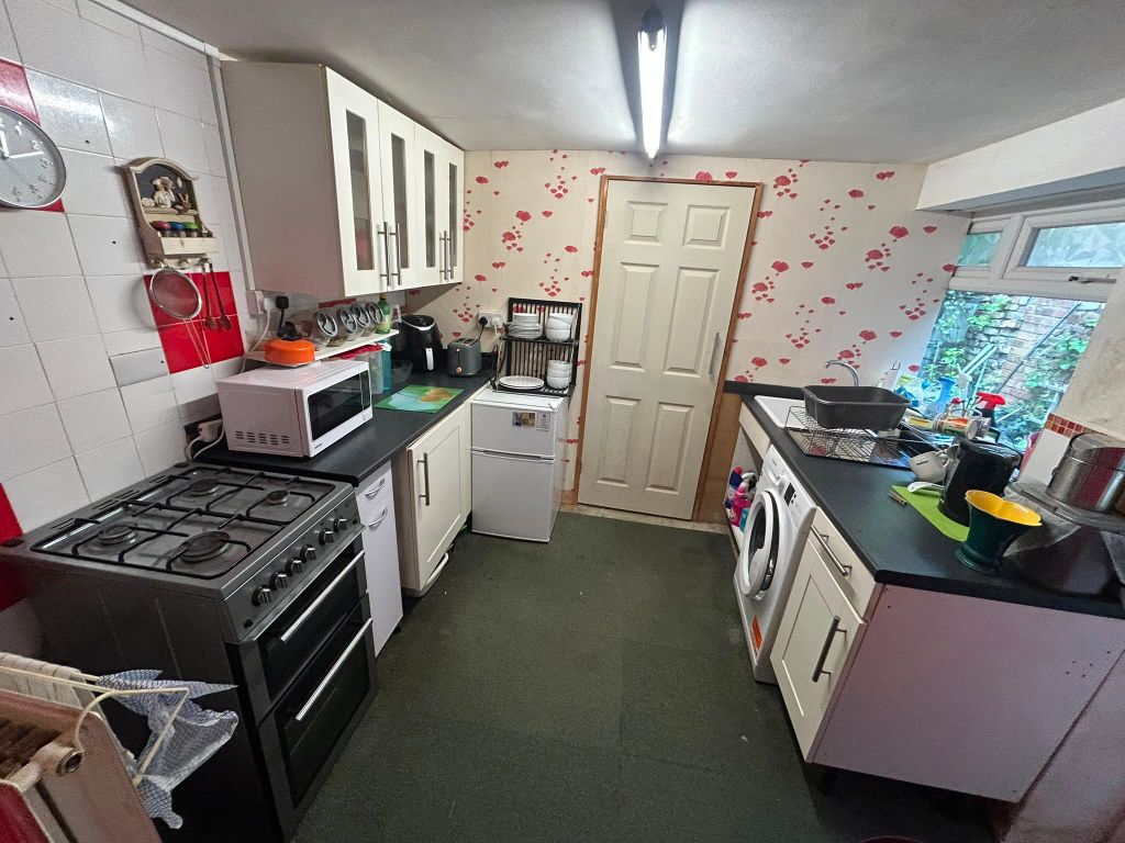 Property photo 3 of 6