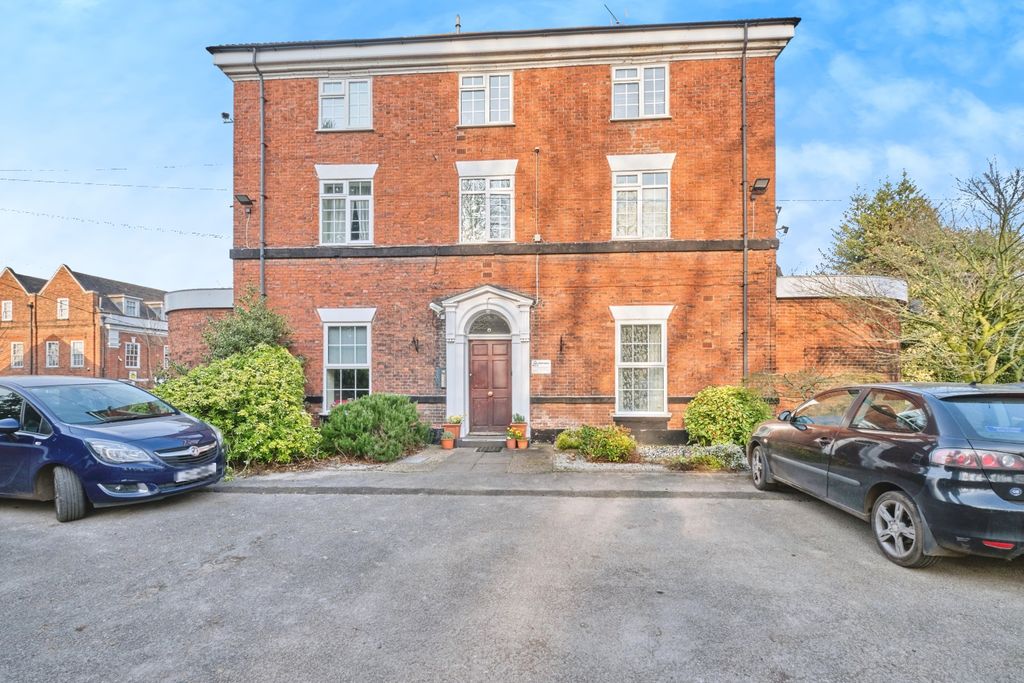 Property photo 1 of 17 Photography