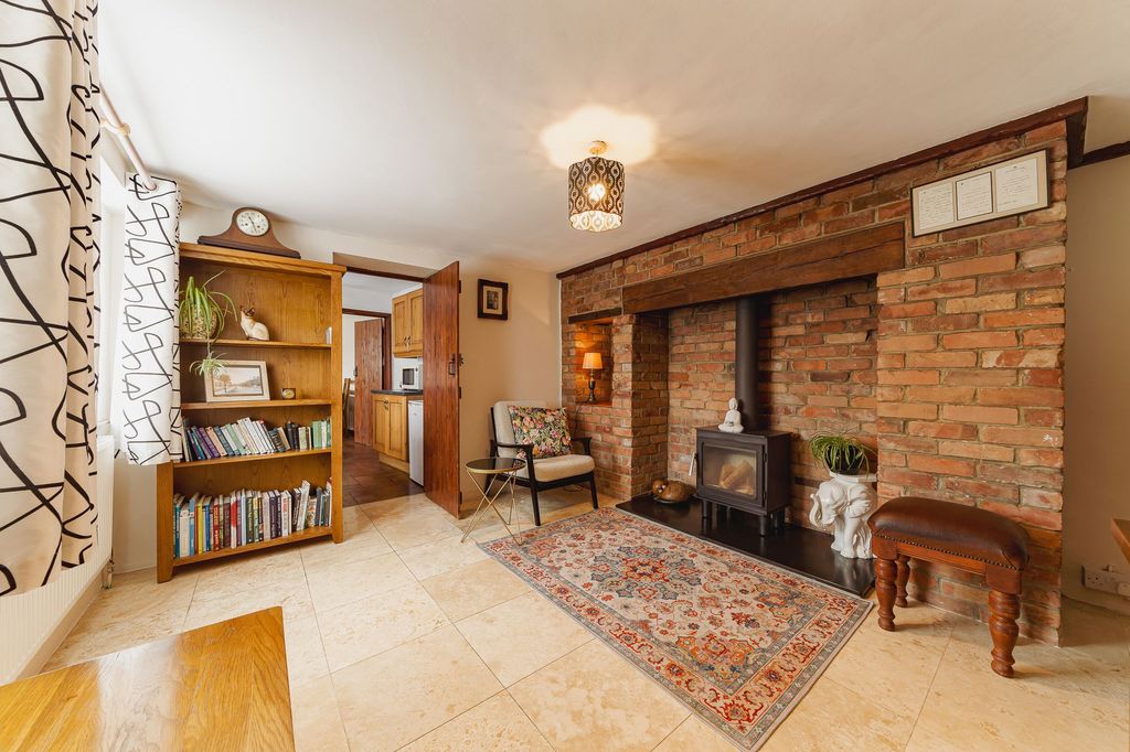 Property photo 2 of 16