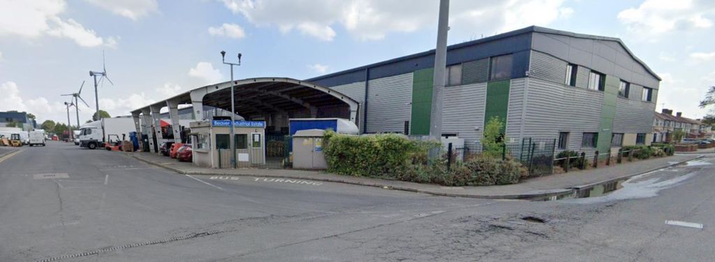 Property photo 1 of 1 Beavers Industrial Estate, Brent Road