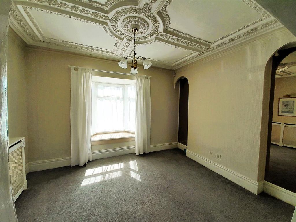 Property photo 3 of 21